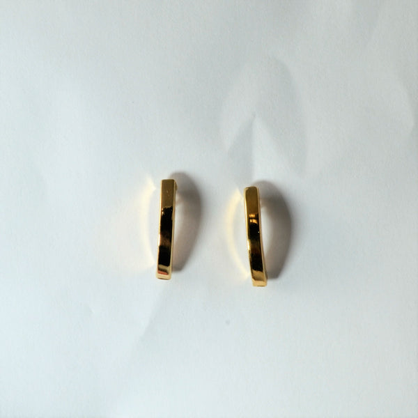 Curved Gold Bar Stud Earrings |