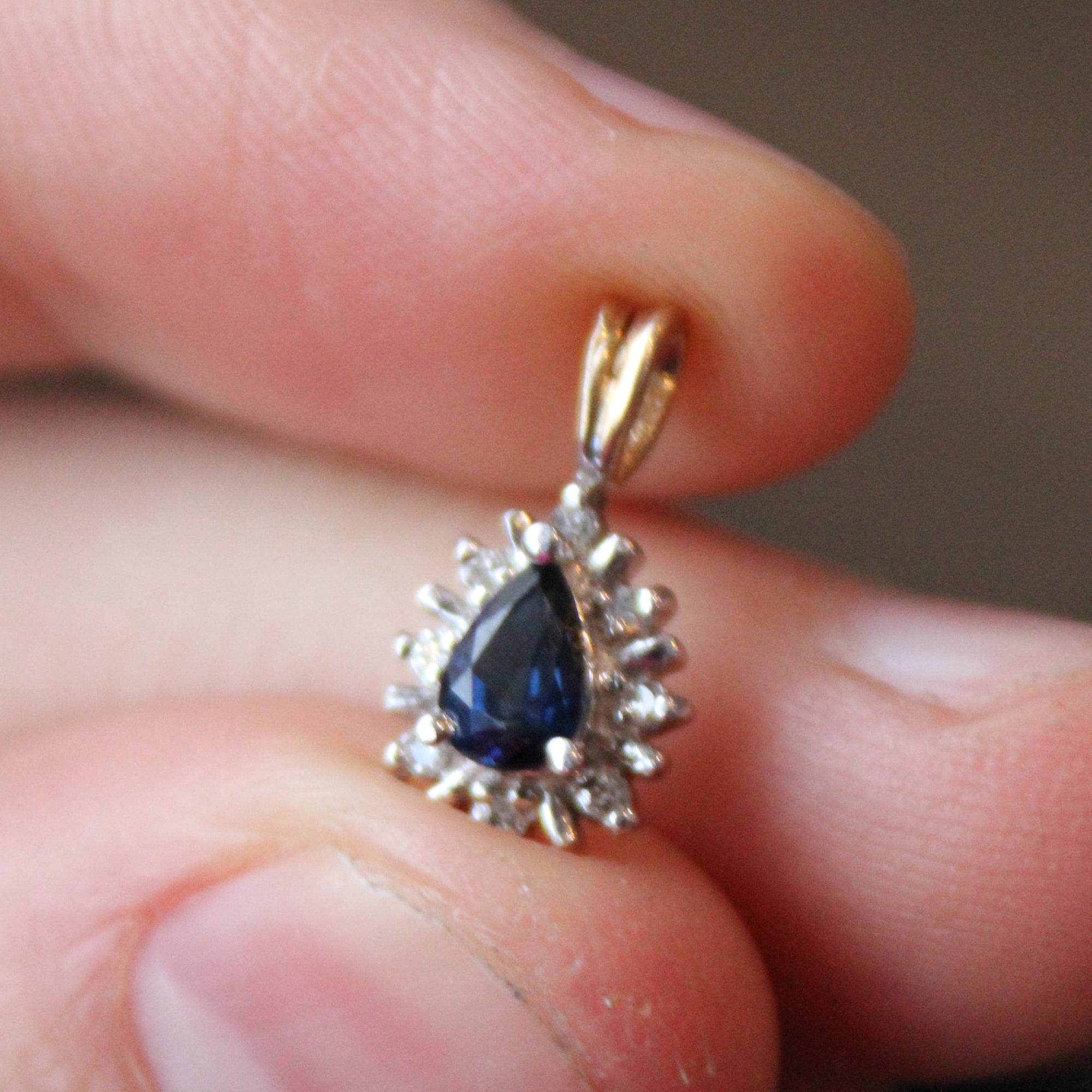 Sapphire & Diamond Pendant | 0.51ct, 0.04ctw |