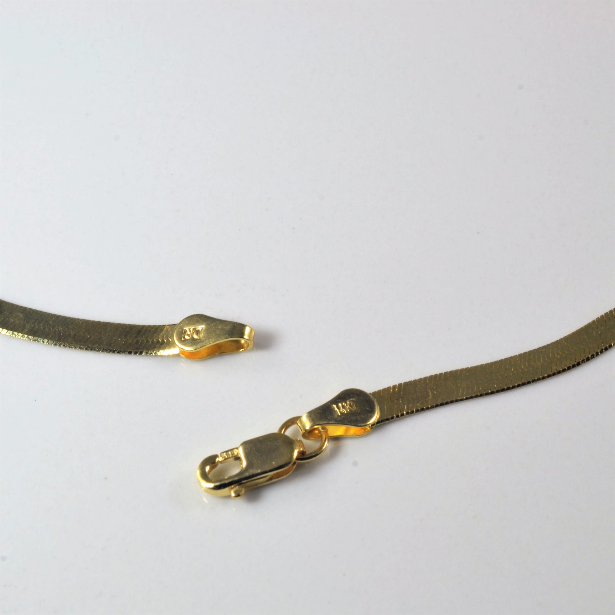 'Bespoke' 3mm Herringbone Chain | 18