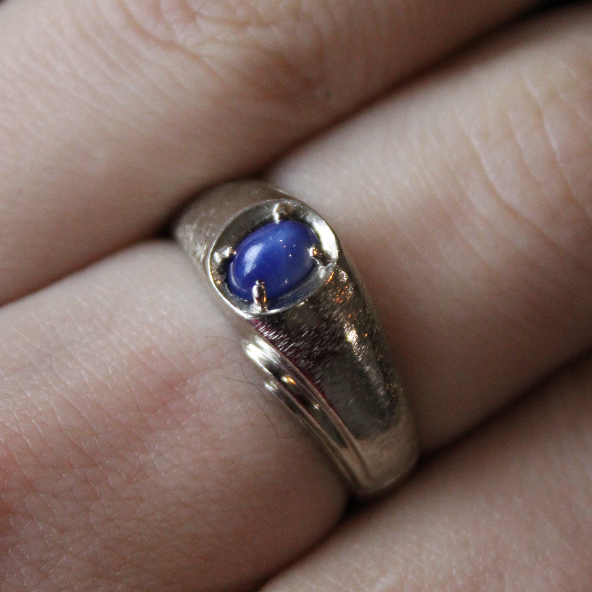 Synthetic Star Sapphire Cocktail Ring | 0.50ct | SZ 9 |